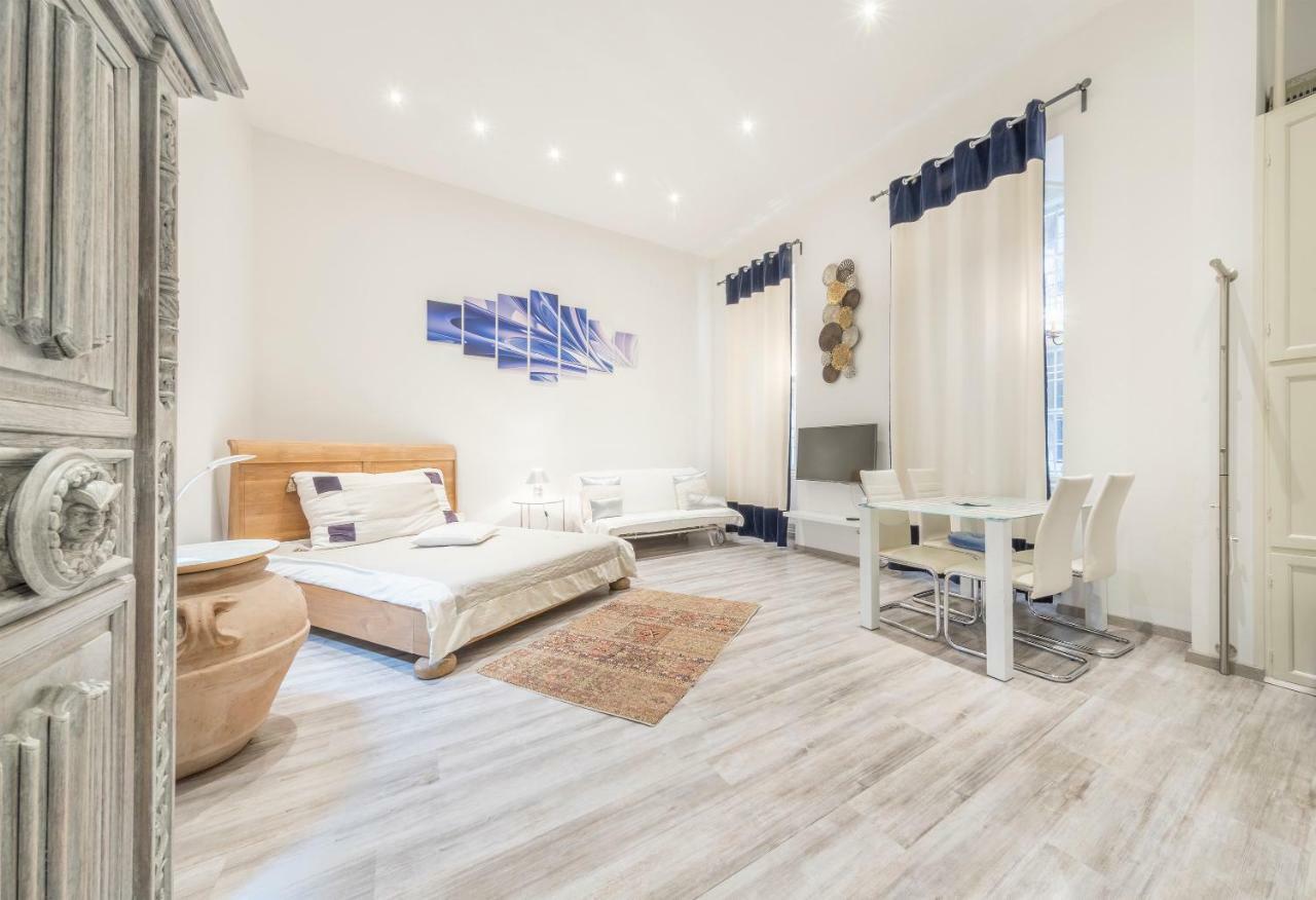 Atlanta Apartment Is In The Heart Of Budapest Exteriör bild